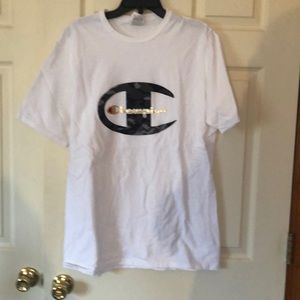 Champion t-shirt